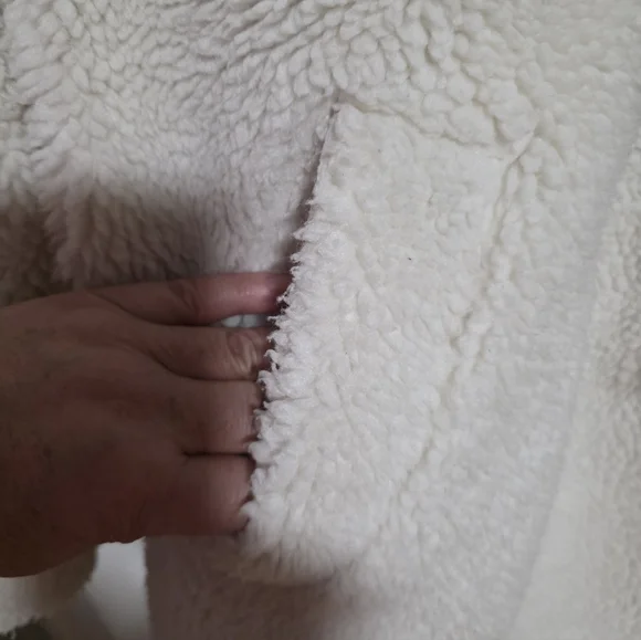 Abercrombie & Fitch Cream Teddy Jacket - Picture 5 of 6